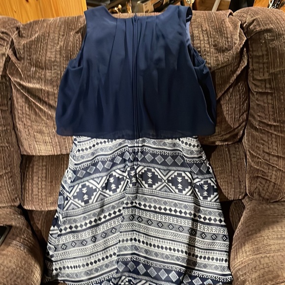 Amy byer dress - Picture 6 of 6